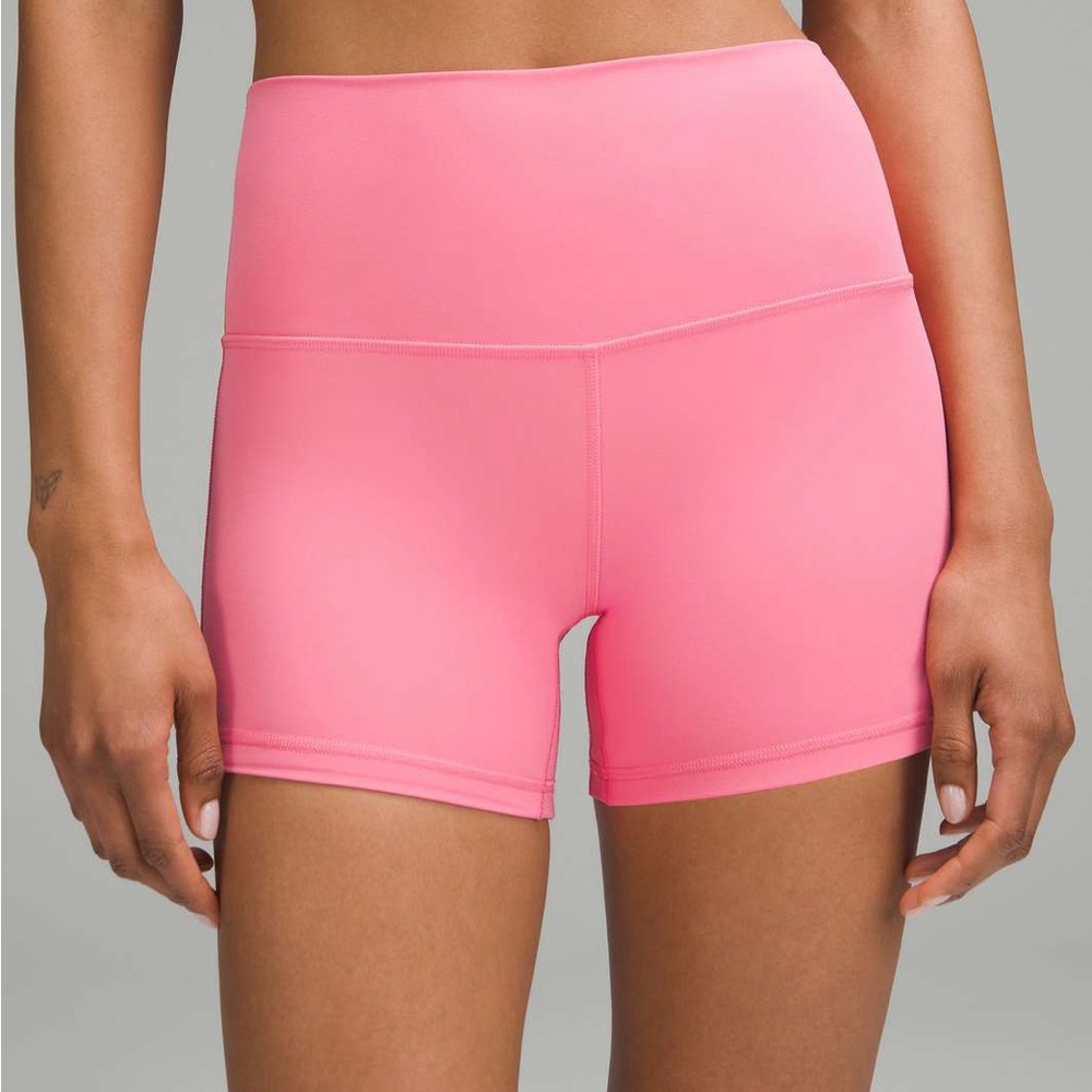 Sakura Pink Lululemon 6 Women's 4 inch Align Shorts